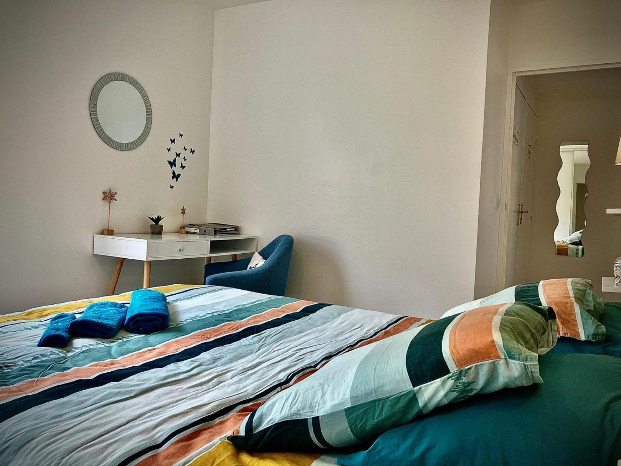 Snowqueen Hotel Apartment Paris-Disney シェル エクステリア 写真