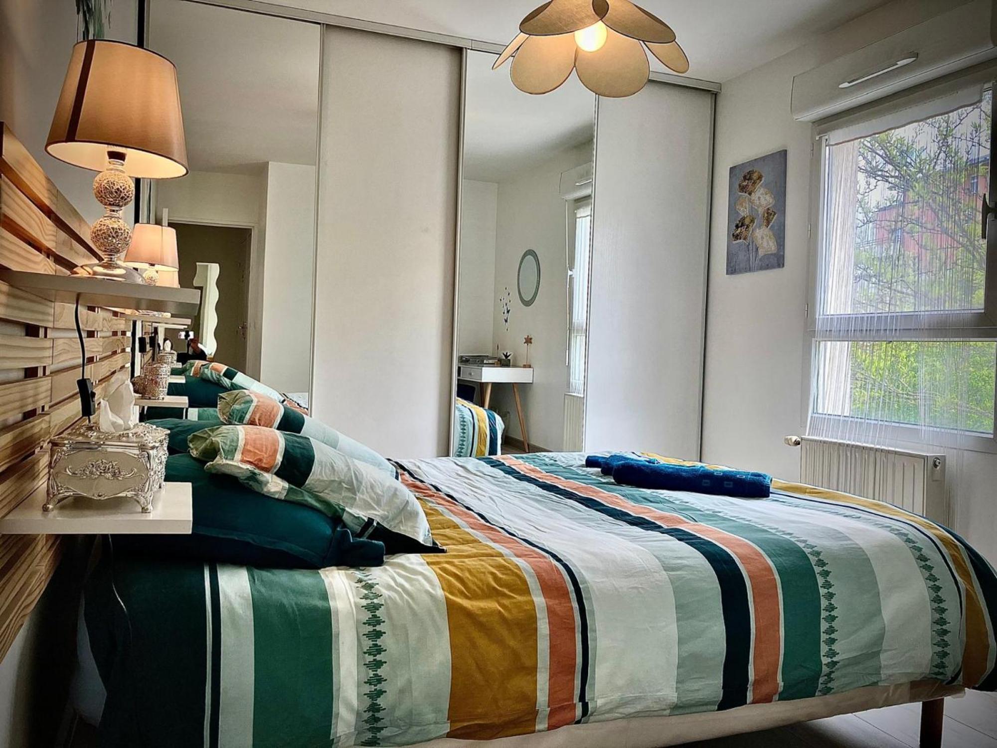 Snowqueen Hotel Apartment Paris-Disney シェル エクステリア 写真